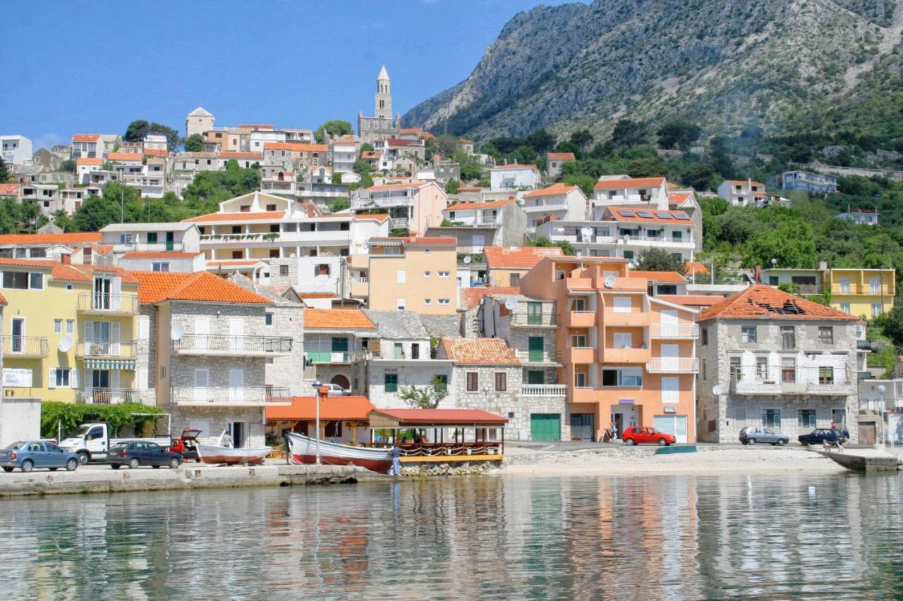 Apartments By The Sea Igrane, Makarska - 17292 外观 照片