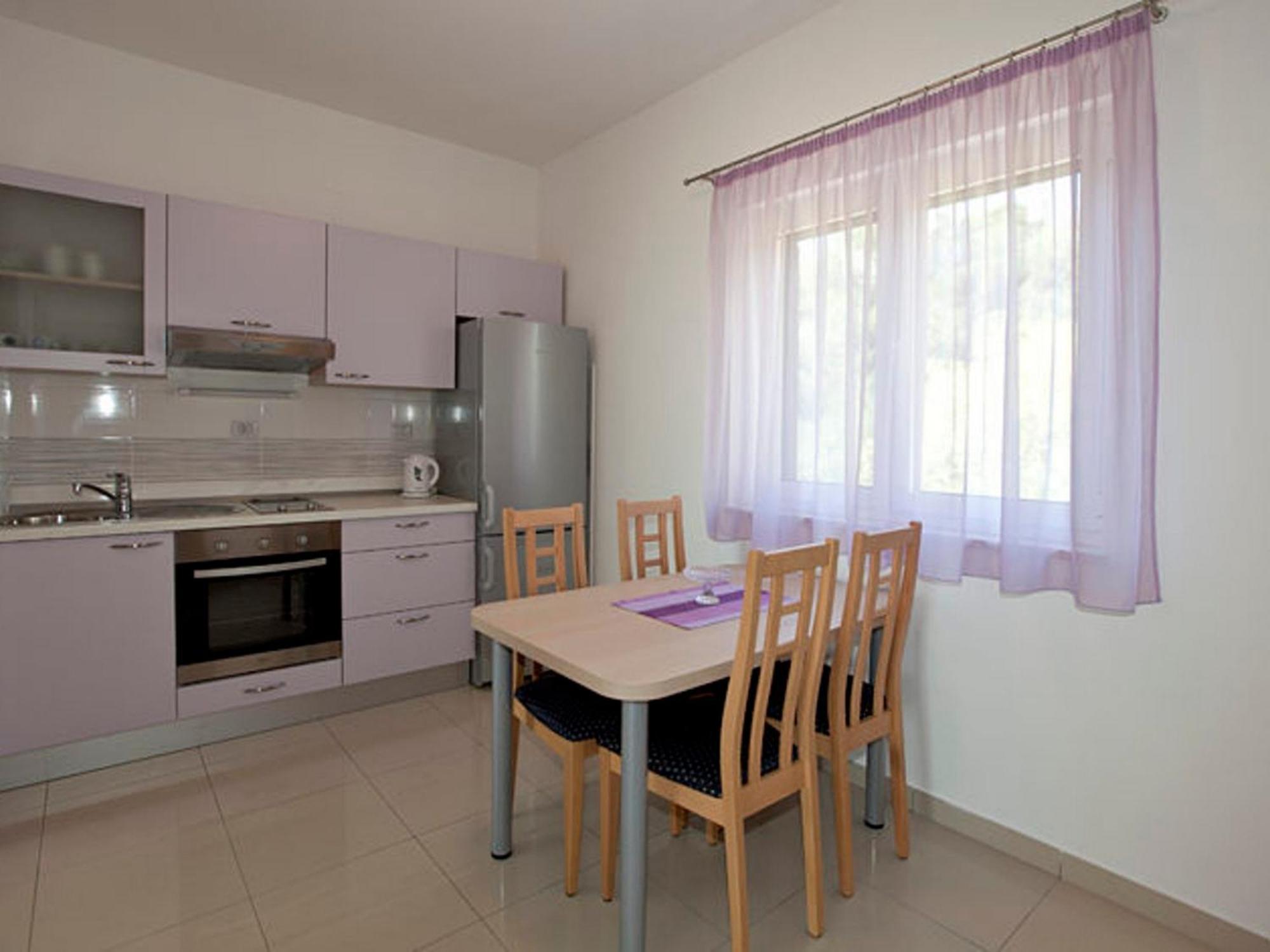 Apartments By The Sea Igrane, Makarska - 17292 外观 照片