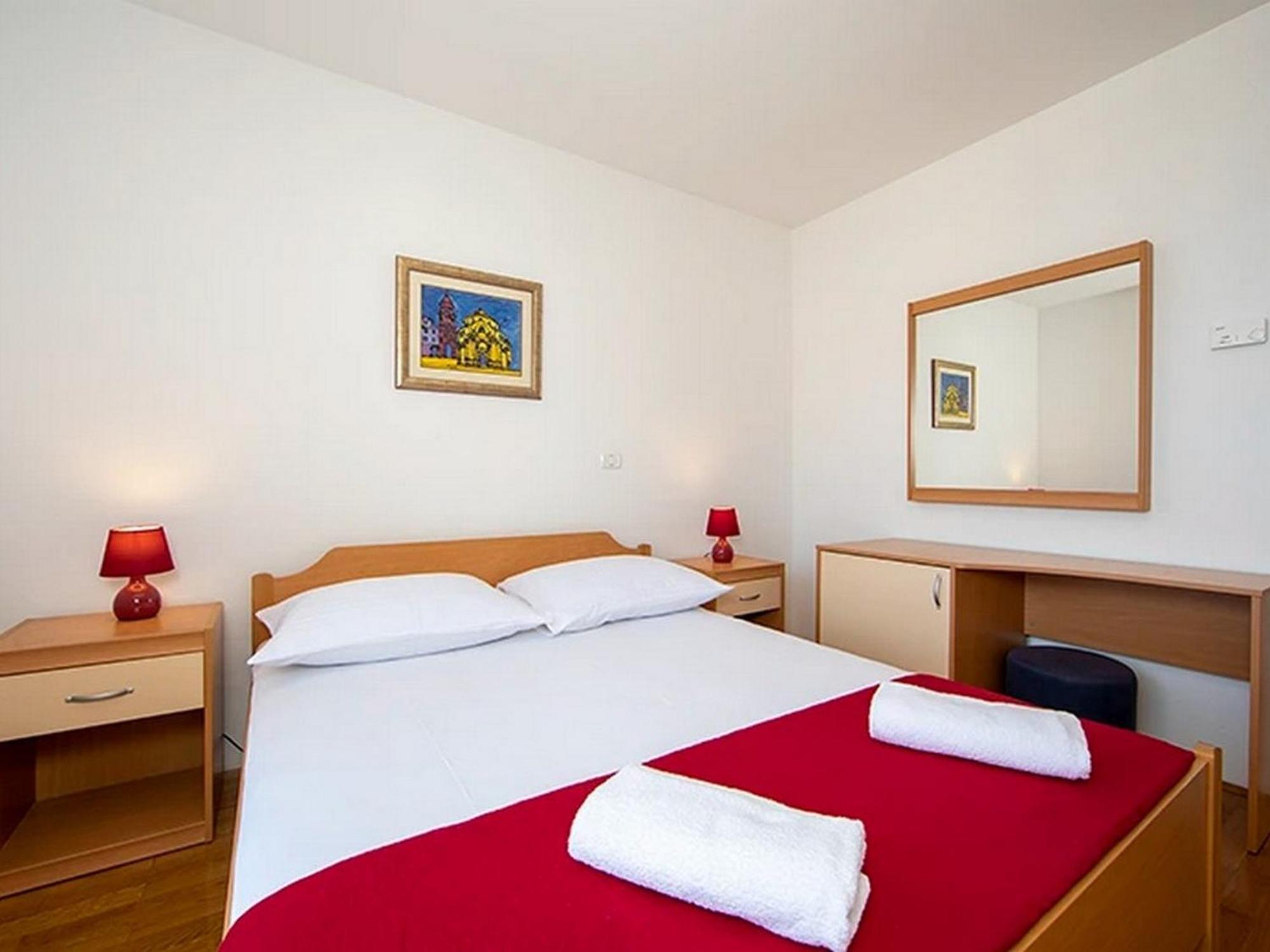 Apartments By The Sea Igrane, Makarska - 17292 客房 照片